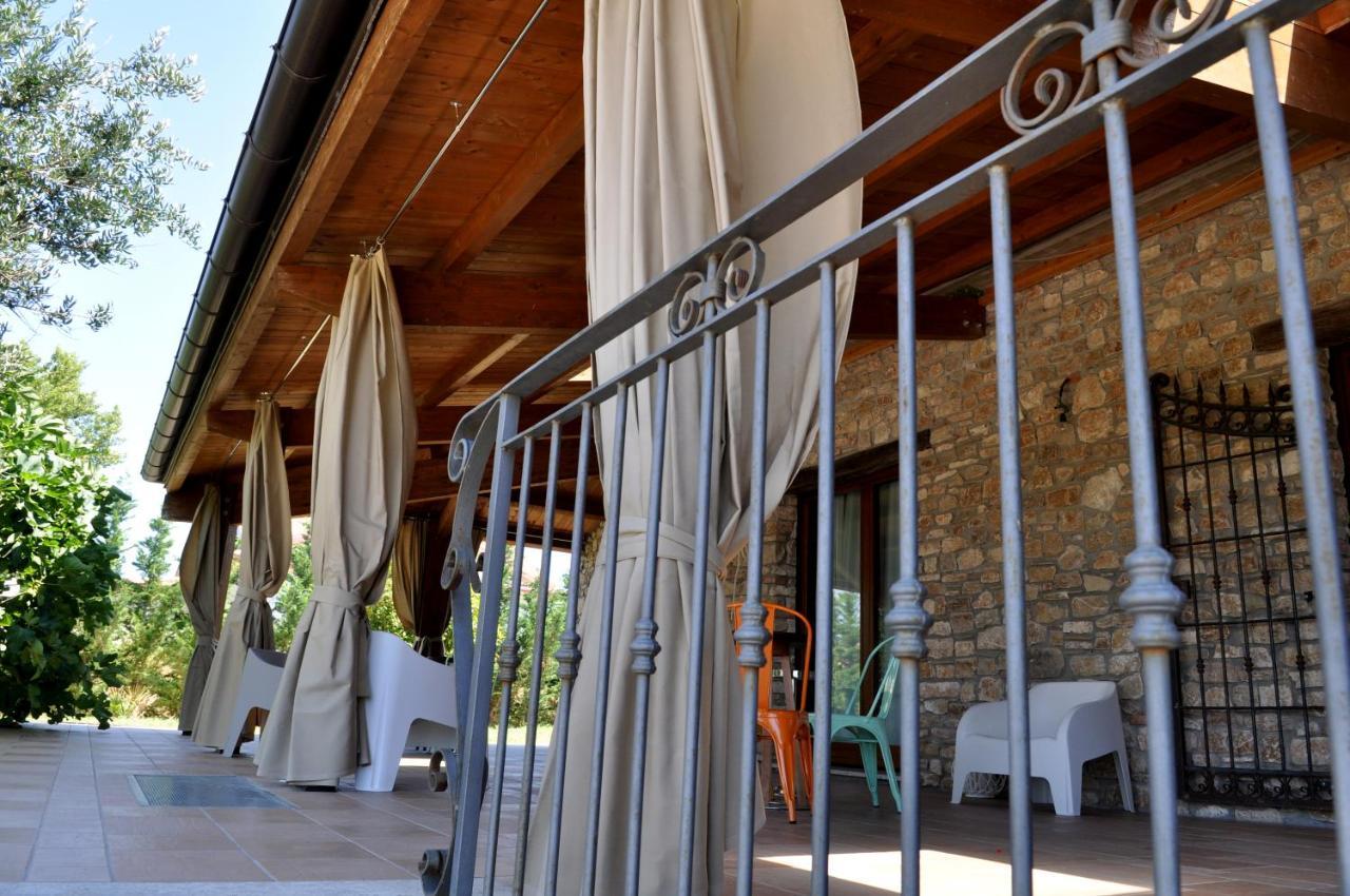 Il Casale Della Gioia Bed & Breakfast Melfi Exterior photo