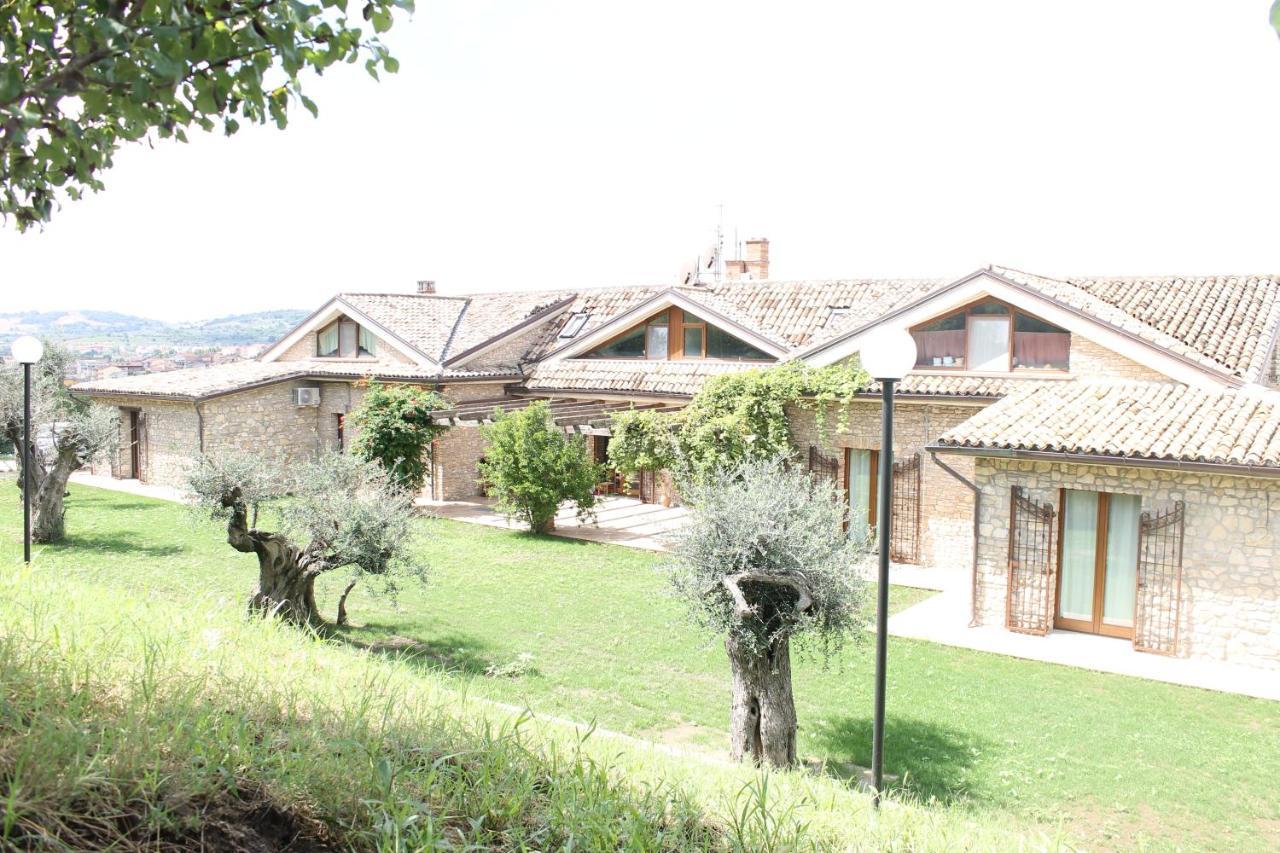 Il Casale Della Gioia Bed & Breakfast Melfi Exterior photo
