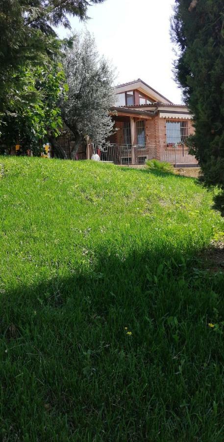 Il Casale Della Gioia Bed & Breakfast Melfi Exterior photo